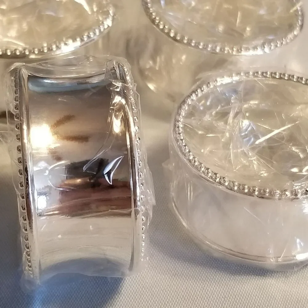 Set of 4 Silver‑Tone Beaded Napkin Rings – Classic & Elegant